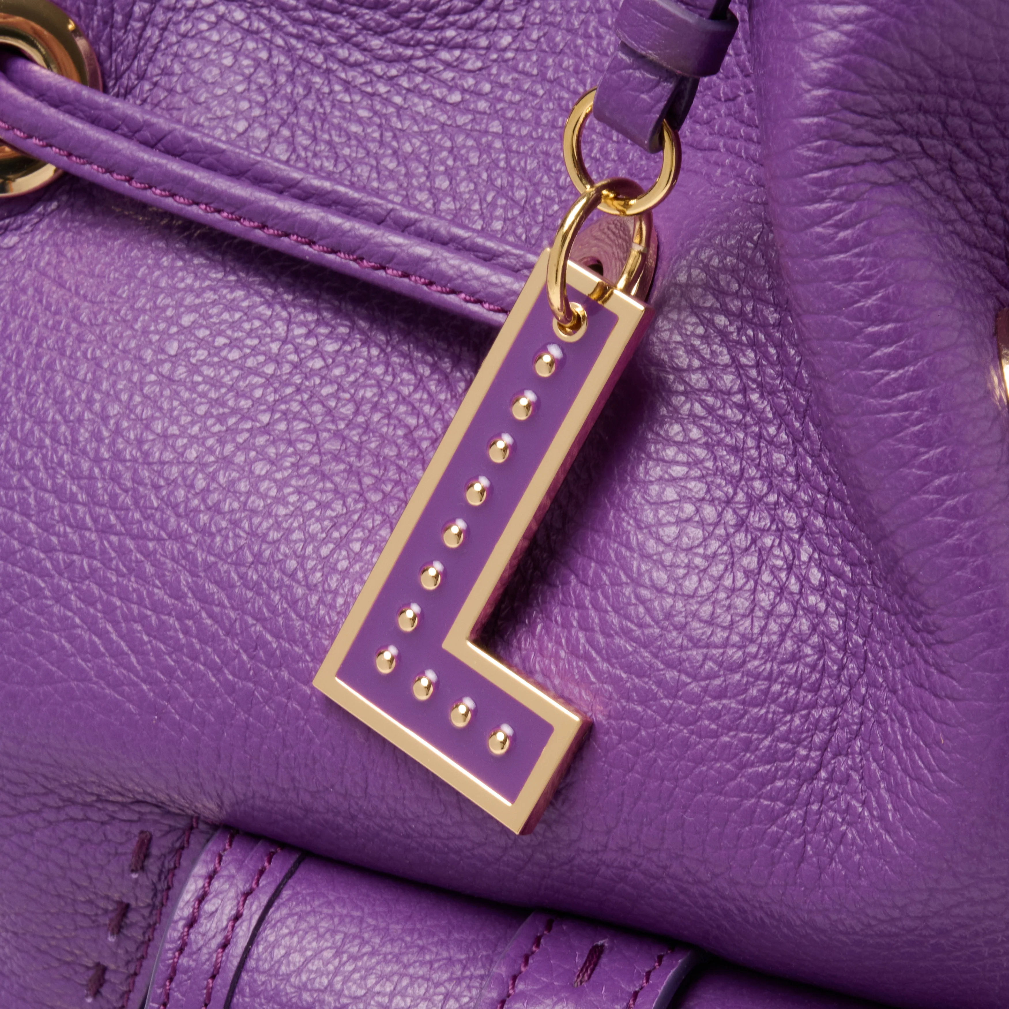 M BUCKET BAG - Image 5