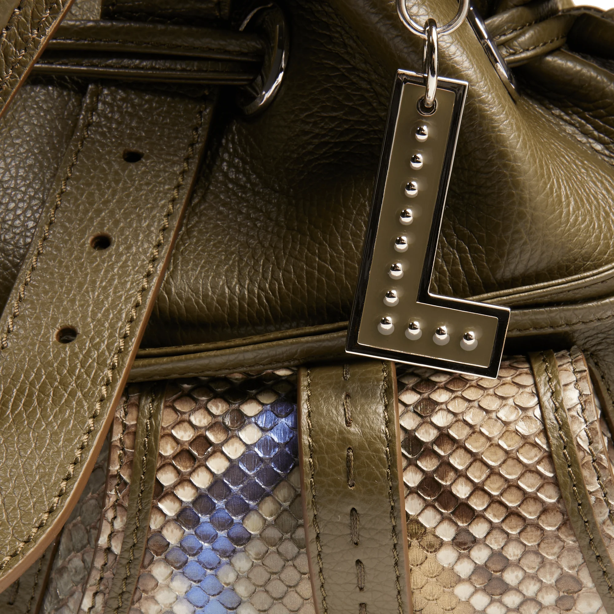 M BUCKET BAG - Image 5