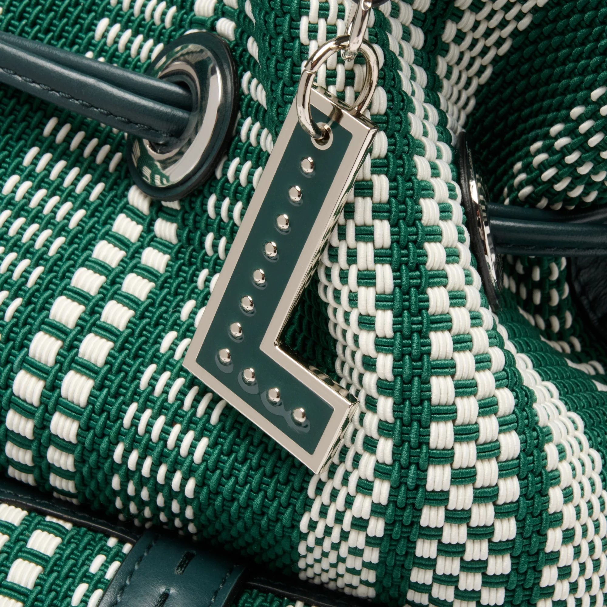 M BUCKET BAG - Image 5