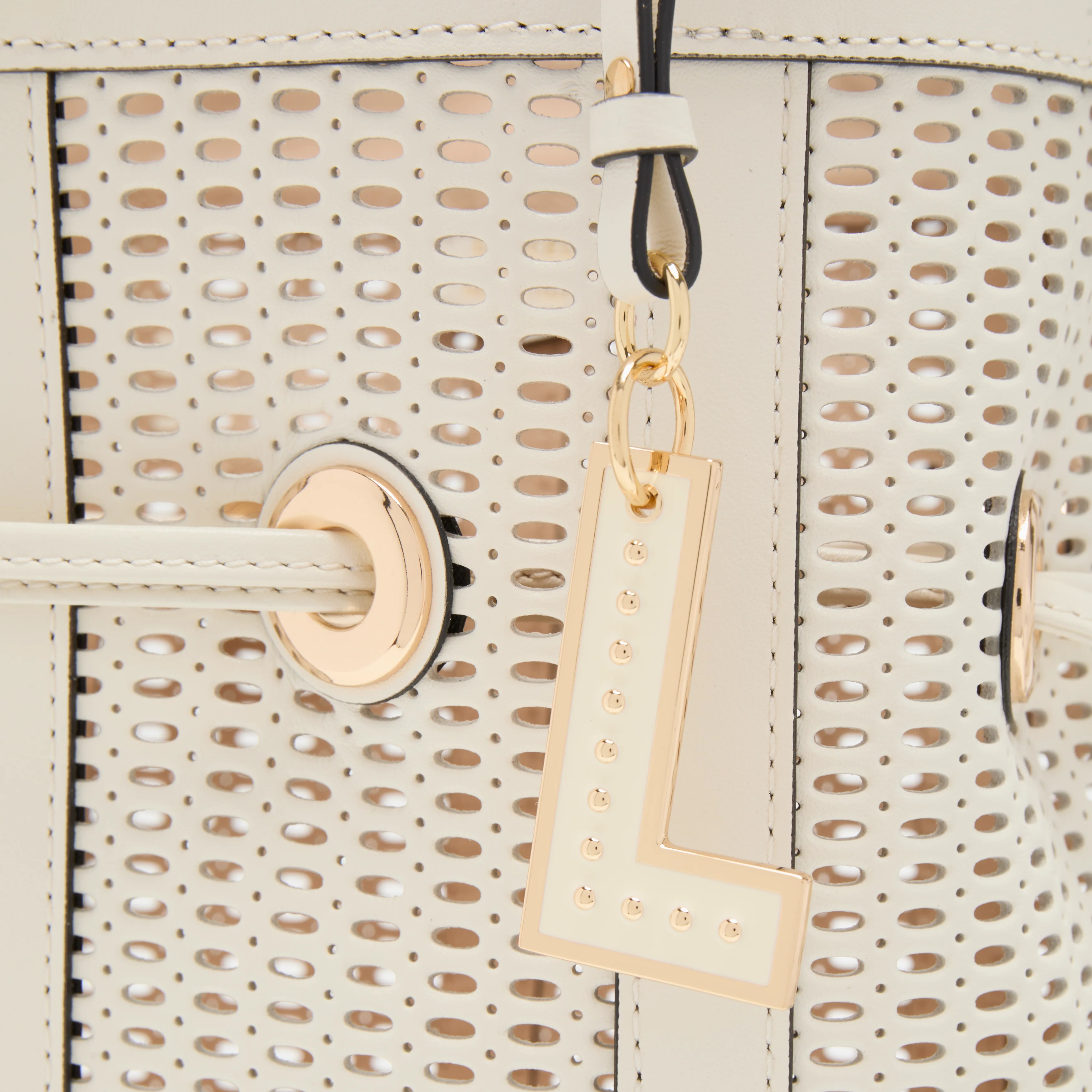 M BUCKET BAG - Image 5