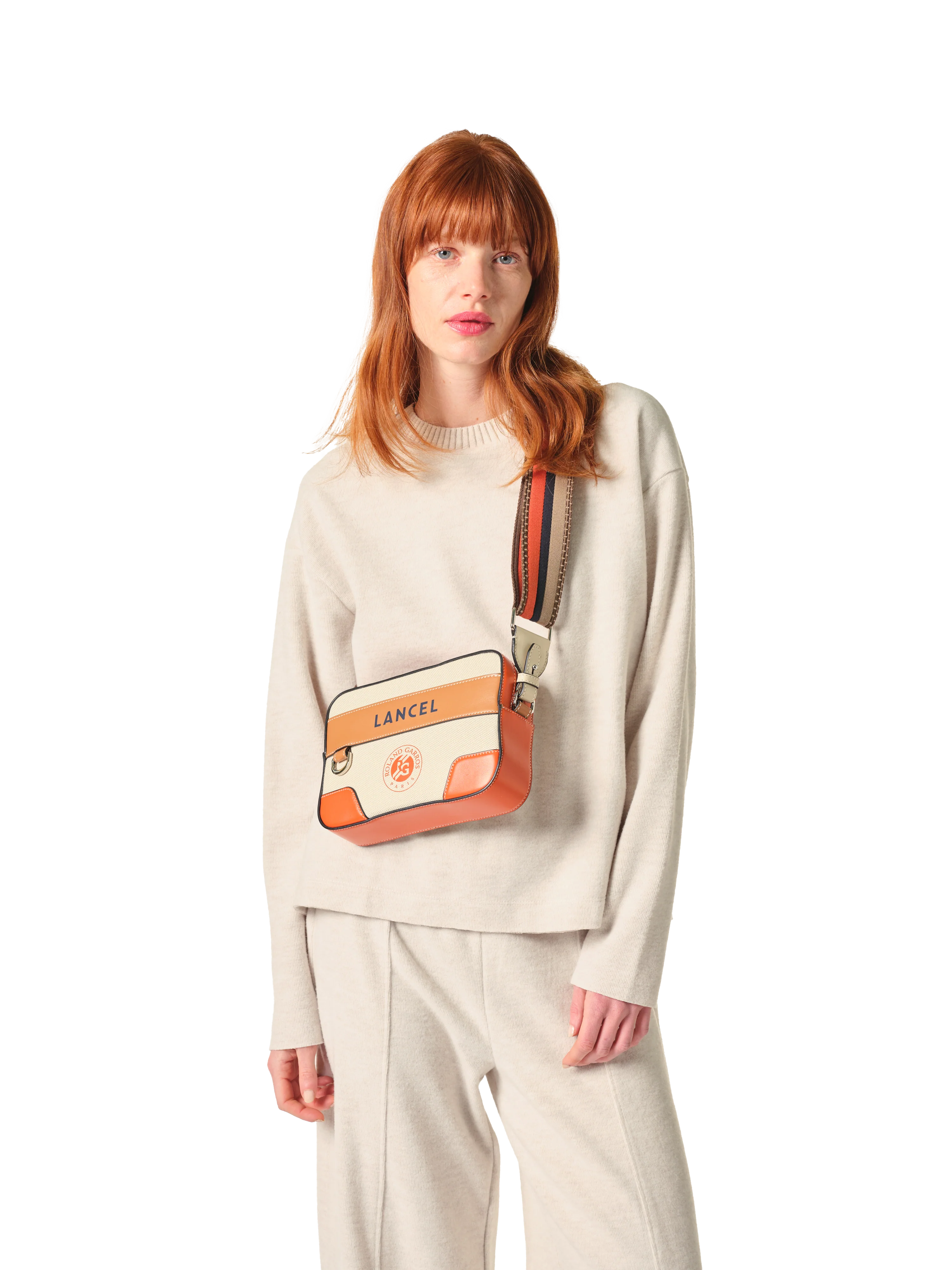 ZIP CAMERA BAG - Image 7